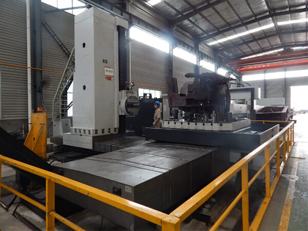 Équipement et capacité de fabrication