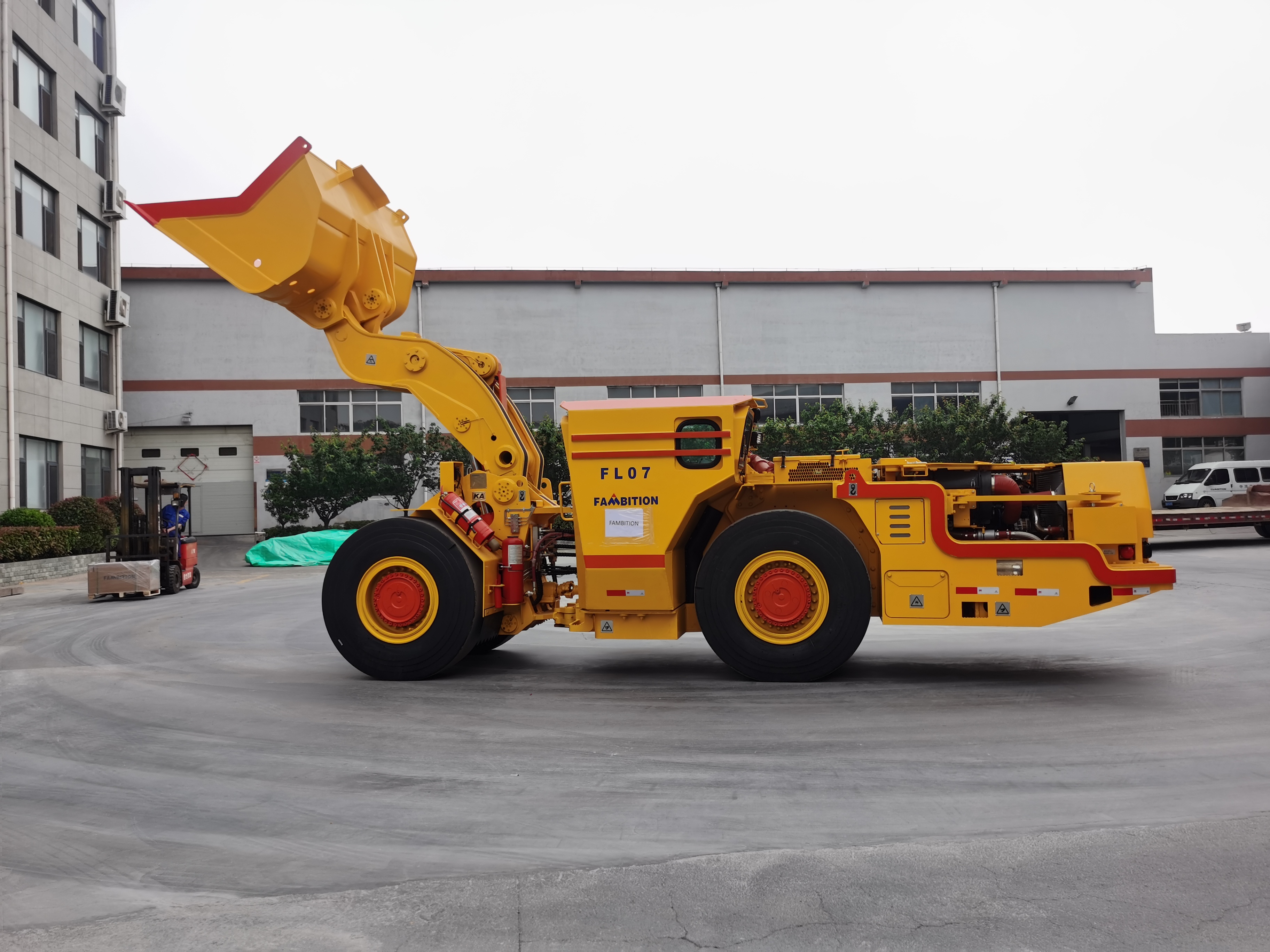 Chargeurs Fambition LHD : FL25E vs FL07B